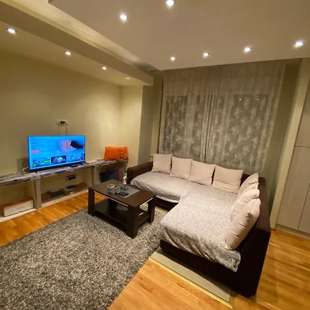 The One - Free Parking Apartman